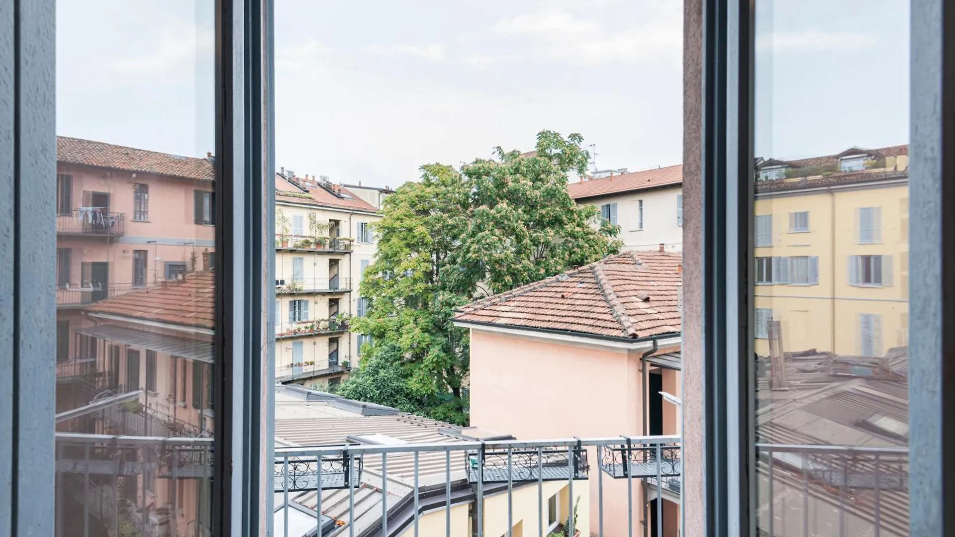 Easylife - Oasi Di Comfort E Stile In Porta Romana Milão 0*,  Itália