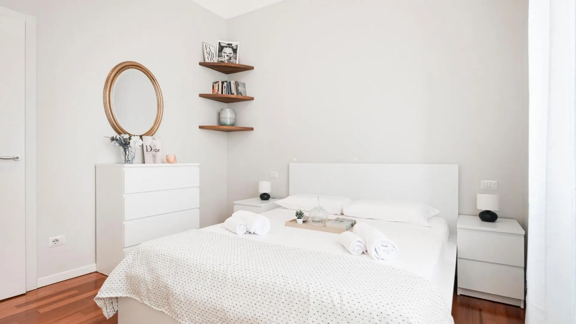 Easylife - Oasi Di Comfort E Stile In Porta Romana Milão Apartamento